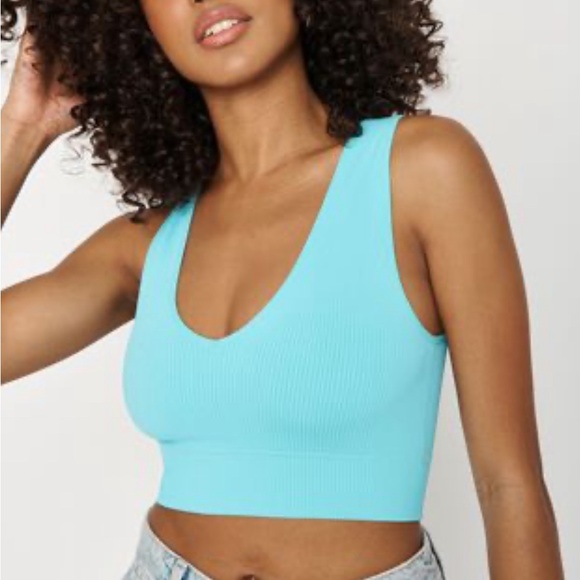 Garage Stella Plunge Tank Top, Turquoise Size small - Picture 1 of 3